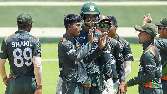 বিশ্বকাপ: বিশাল ব্যবধানে জিম্বাবুয়েকে উড়িয়ে দিল বাংলাদেশ
