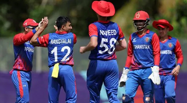 ২০০ রানে অলআউট এরপরেও ১৩৫ রানের অবিশ্বাস্য জয়