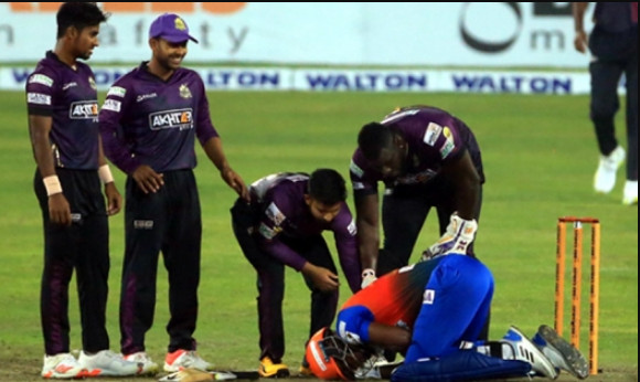 হাসপাতাল থেকে ছাড়া পেলেন ফ্লেচার,চিন্তা নেই মুশফিকে নিয়ে
