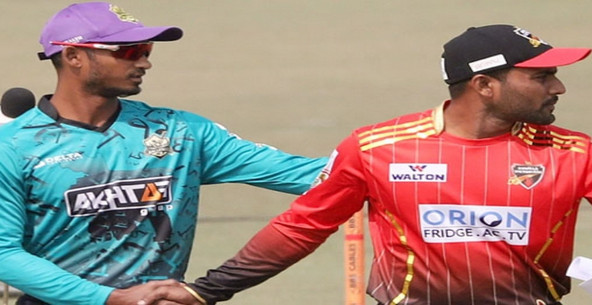 শেষ হলো কুমিল্লা বনাম চট্টগ্রামের খেলা