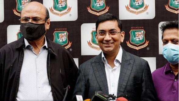 চট্টগ্রামের মালিকপক্ষ ও মিরাজকে নিয়ে যা বলছে : বিসিবি