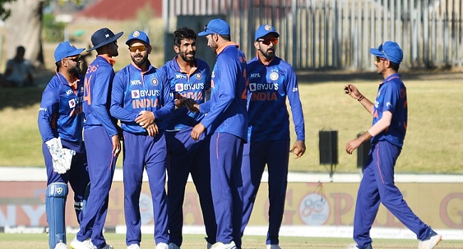 আজ মাঠে নেমেই অবিশ্বাস্য বিশ্বরেকর্ড গড়লো ভারত
