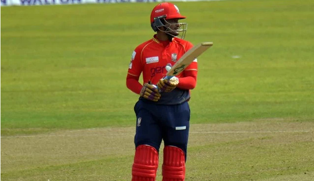 নিজের খেলা নিয়ে কঠিন সিদ্ধান্ত নিলেন সাকিব