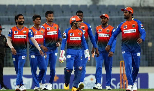 শ্বাসরুদ্ধকর লড়াইয়ে শেষ হলো চট্টগ্রাম ও খুলনার ১ম এলিমিনেটর ম্যাচ, দেখেনিন ফলাফল