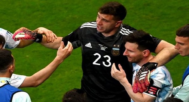 চরম দু:সংবাদ : আর্জেন্টিনার ৪ তারকা ফুটবলারকে নিষিদ্ধ করলো ফিফা