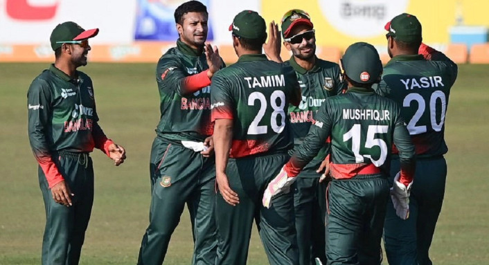 আর ৩০ মিনিট পর ম্যাচ শুরু : মাঠে নামার আগে যে সমস্যাগুলো কাটিয়ে উঠতে চাই বাংলাদেশ