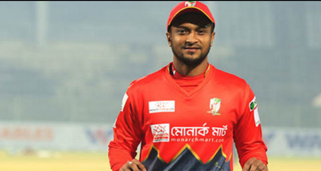 ক্রিকেটের রেকর্ড বই উল্টে পাল্টে দিয়ে নতুন ইতিহাস লিখলেন সাকিব