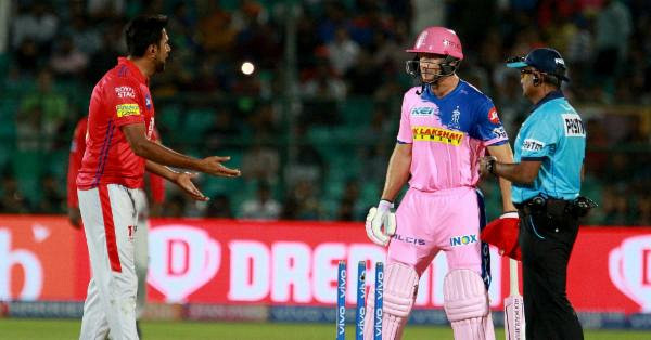 বলে লালা ব্যবহার নিষিদ্ধ, ম্যানকাড নিয়ে এলো নতুন সিদ্ধান্ত