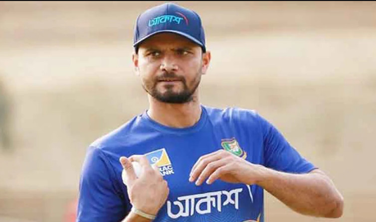 হঠাৎ করেই অনেক বড় সুখবর দিলেন মাশরাফি