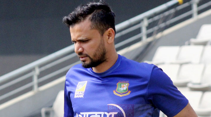 জাতীয় দলে খেলার আশায় নয় ভালো লাগা থেকে মাশরাফির এই সিদ্ধান্ত
