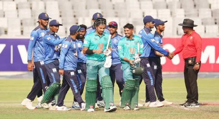 আবারও সৌম্যর ব্যাটিংয়ে বিশাল জয় পেলো দল