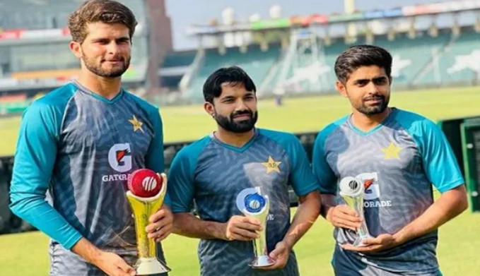 দারুন সুখবর :পাকিস্তানের তিন ক্রিকেটারকে বিশাল বড় সুখবর দিলো আইসিসি