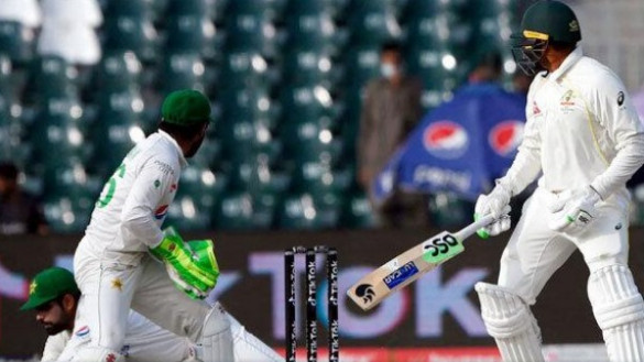 অস্ট্রেলিয়া ও পাকিস্তান ম্যাচে নতুন মোড়