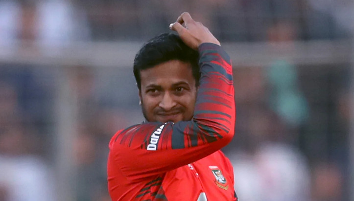 ব্রেকিং নিউজ : সিরিজ শেষ না করেই দেশে ফিরে আসছেন সাকিব