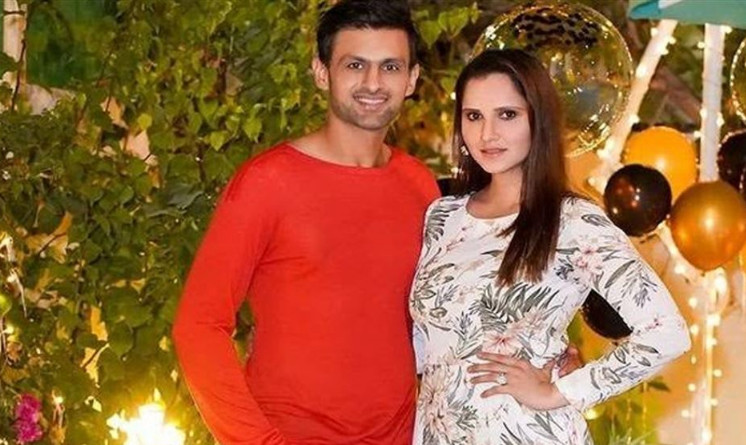 অন্যদের সাথে দিলেও সানিয়াকে কখনই এই নায়কের নায়িকা হতে দেবেন না শোয়েব
