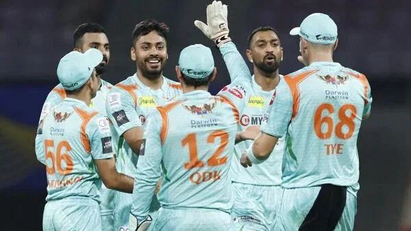 আইপিএল পয়েন্ট টেবিল: হায়দরাবাদকে হারিয়ে পয়েন্ট টেবিলে চমক দেখালো লখনউ সুপার জায়ান্টস