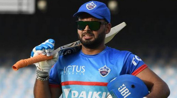 আইপিএলে পান্তকে শেবাগের আগ্রাসী পরামর্শ