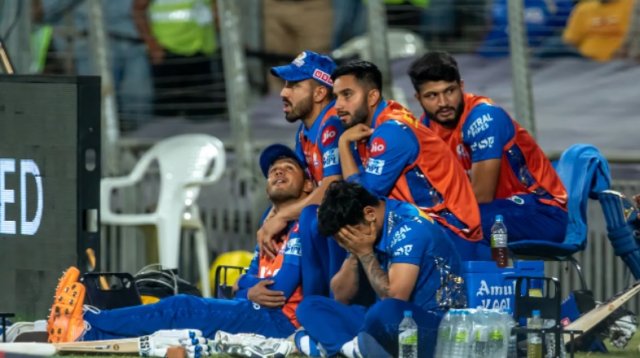 পরপর ৫ ম্যাচে হারের পর জরিমানা দিয়ে ছাড় পেলো মুম্বাই