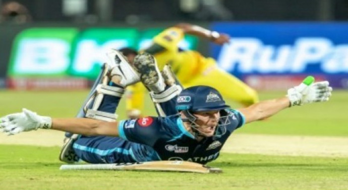 ৬,৬,৬,৬,৬,৬ ছয় ছক্কার ইনিংস খেলে তাক লাগালেন মিলার