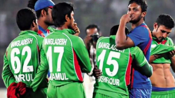 বাংলাদেশের ক্রিকেটে নেমে এলো শোকের কালো ছায়া, মারা গেলেন