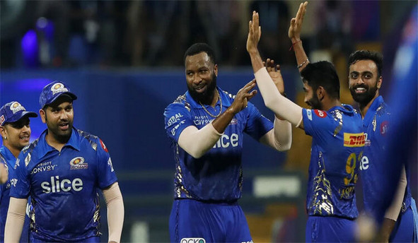 এক নজরে দেখেনিন আইপিএল পয়েন্ট টেবিলের কঠিন সমীকরণ