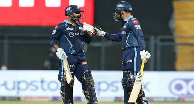 রশিদ খানের অবিশ্বাস্য ব্যাটিংয়ে শেষ হলো ম্যাচ