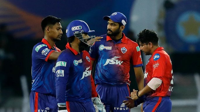 কঠিন সমীকরণের সামনে দাড়িয়ে মুস্তাফিজের দিল্লী ক্যাপিটালস প্লে-অপের স্বপ্ন, দেখেনিন সমীকরণ