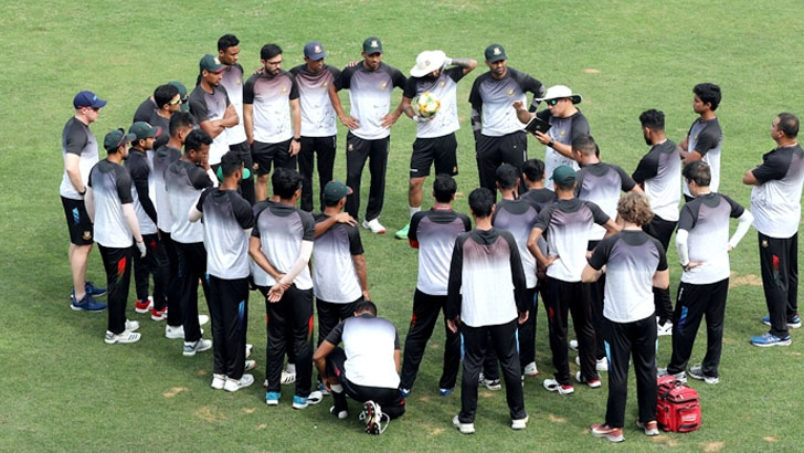 নতুন করে ঘোষণা কর হলো মুমিনুলদের স্কোয়াড