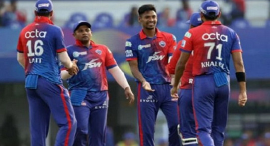 প্লে অফ নিশ্চিত একটি দলের, দেখেনিন মুস্তাফিজের দিল্লিসহ বাকীদের অবস্থান