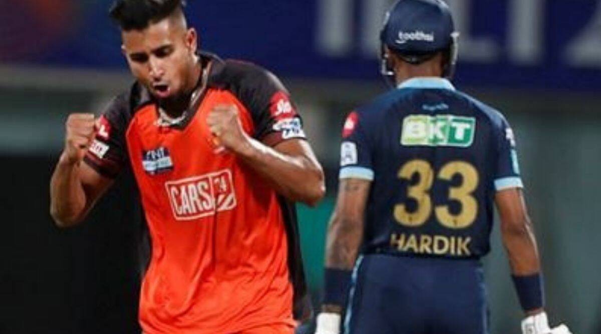 একের পর এক গতির নতুন রেকর্ড গড়লেন উমরান