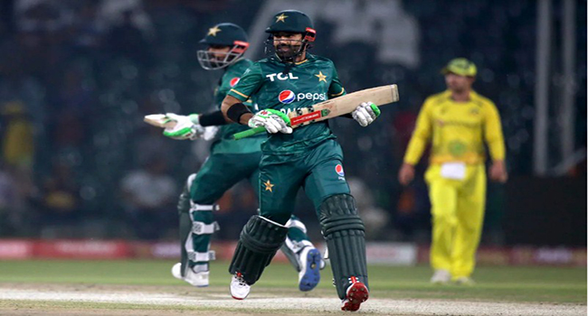 বাবর আজম এই মুহূর্তে বিশ্বসেরা