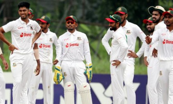 টাইগার বোলারদের দুর্দান্ত বোলিংয়ের পরও খেলা বন্ধ হলো