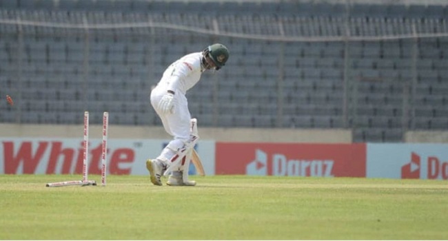 ১৩ বছর পর আবারও লজ্জায় ফেললেন সাকিব
