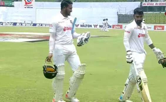 সাকিবের ফিফটি, লিড নিয়ে মধ্যাহ্ন বিরতিতে বাংলাদেশ