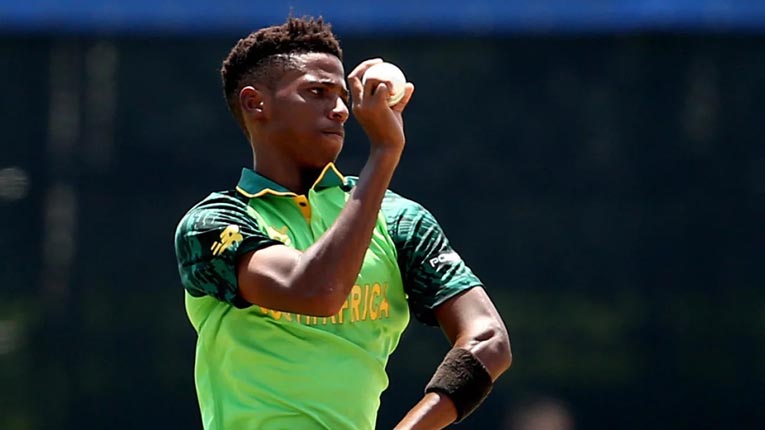 হামলার শিকার হয়ে কোমায় প্রোটিয়া বোলার