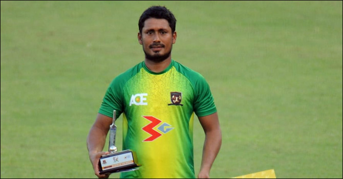 ১৮২ রানের বিধ্বংসী ইনিংস খেলে ক্রিকেট বিশ্বকে তাক লাগিয়ে দিলেন আশরাফুল