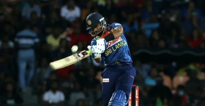 শানাকার ১৭ বলে ৫৯ রানের ব্যাটিং ঝড় দেখলো ক্রিকেটবিশ্ব