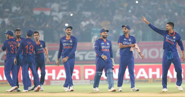 ব্রেকিং সিউজ : আবারও পাল্টে গেলো ভারতের অধিনায়ক,নতুন করে দায়িত্ব দেয়া হলো নতুন ক্রিকেটারের হাতে