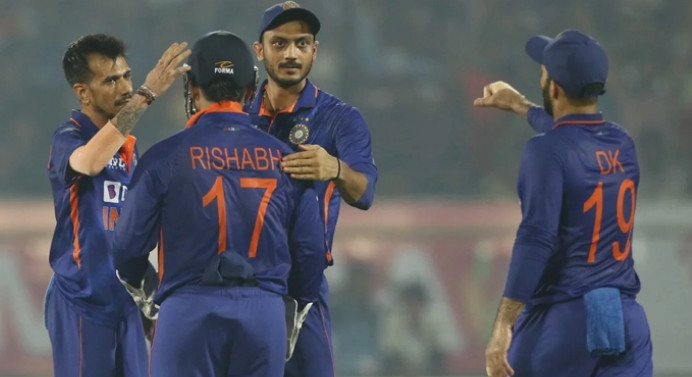 গত রাতের ম্যাচে দাপট দেখালো ভারত