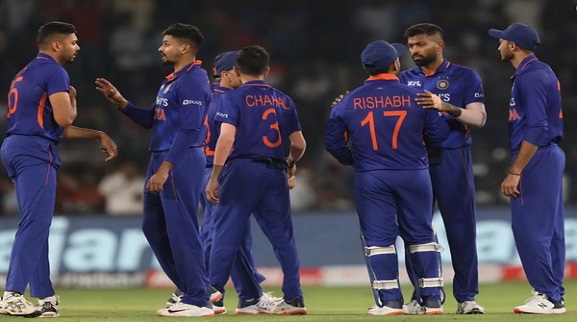 আইপিএলের চ্যাম্পিয়ন অধিনায়কের হাতে ভারতীয় ক্রিকেট দলের দায়িত্ব