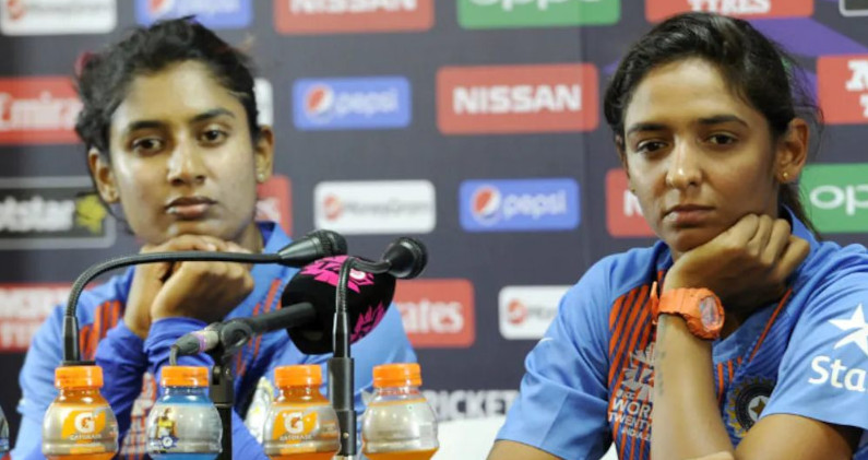 ভারতের মহিলা দলের কোন্দল প্রকাশ্যে,মিতালির অবসরে হাঁফ ছেড়ে বেঁচেছেন