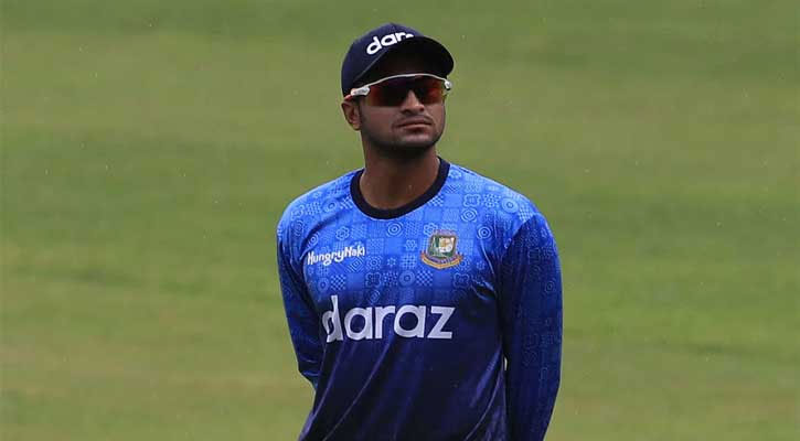 একাদশে পরিবর্তনের আভাস দিলেন সাকিব