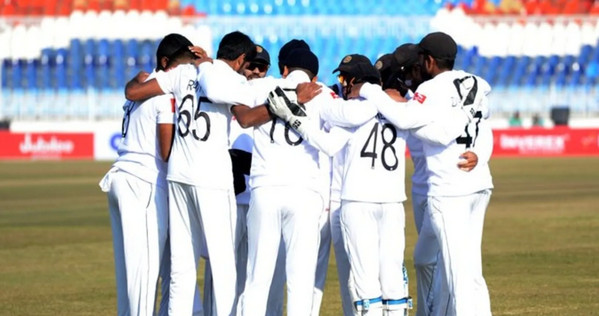 লঙ্কান দলে চরম দুঃসংবাদঃ একসাথে বাদ পড়লো ৩ তারকা ক্রিকেটার
