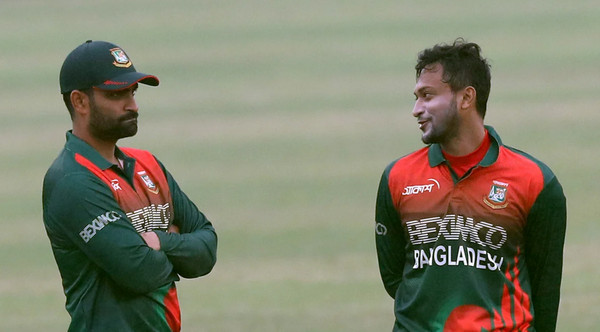 সাকিবের না খেলা নিয়ে নতুন করে আক্ষেপ করলেন তামিমের