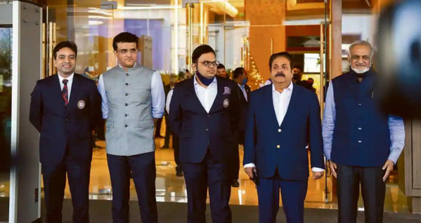পাকিস্তানের বিপক্ষে শক্তিশালী দল ঘোষণা করলো ভারত