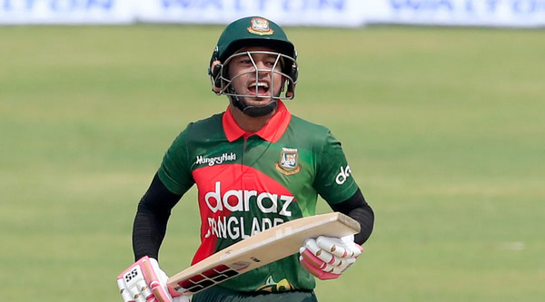 না খেলেও আইসিসির রাঙ্কিংয়ে উন্নতি মুশফিকের, দেখে নিন তার স্থান