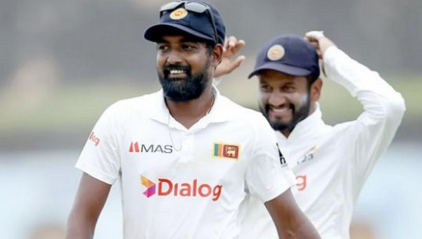 অবিশ্বাস্য এক রেকর্ড গড়ে দলে জায়গা করে নিলেন জয়াসুরিয়া