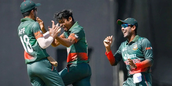 স্বল্পতেই অলআউট উইন্ডিজ, বাংলাদেশের সামনে হোয়াইটওয়াশের হাতছানি