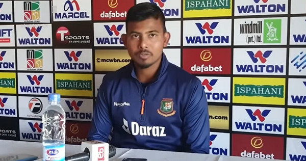 টি-২০ তে প্রথম ৫ উইকেট পেয়ে সাকিবকে নিয়ে মুখ খুললেন মোসাদ্দেক