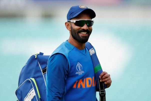 ‘সৌভাগ্যবশত দিনেশ কার্তিক ভারতে জন্মেছে’